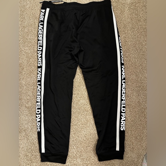 Like New! $110 Karl Lagerfeld Paris Black Joggers with White Stripes sz L - Picture 8 of 15